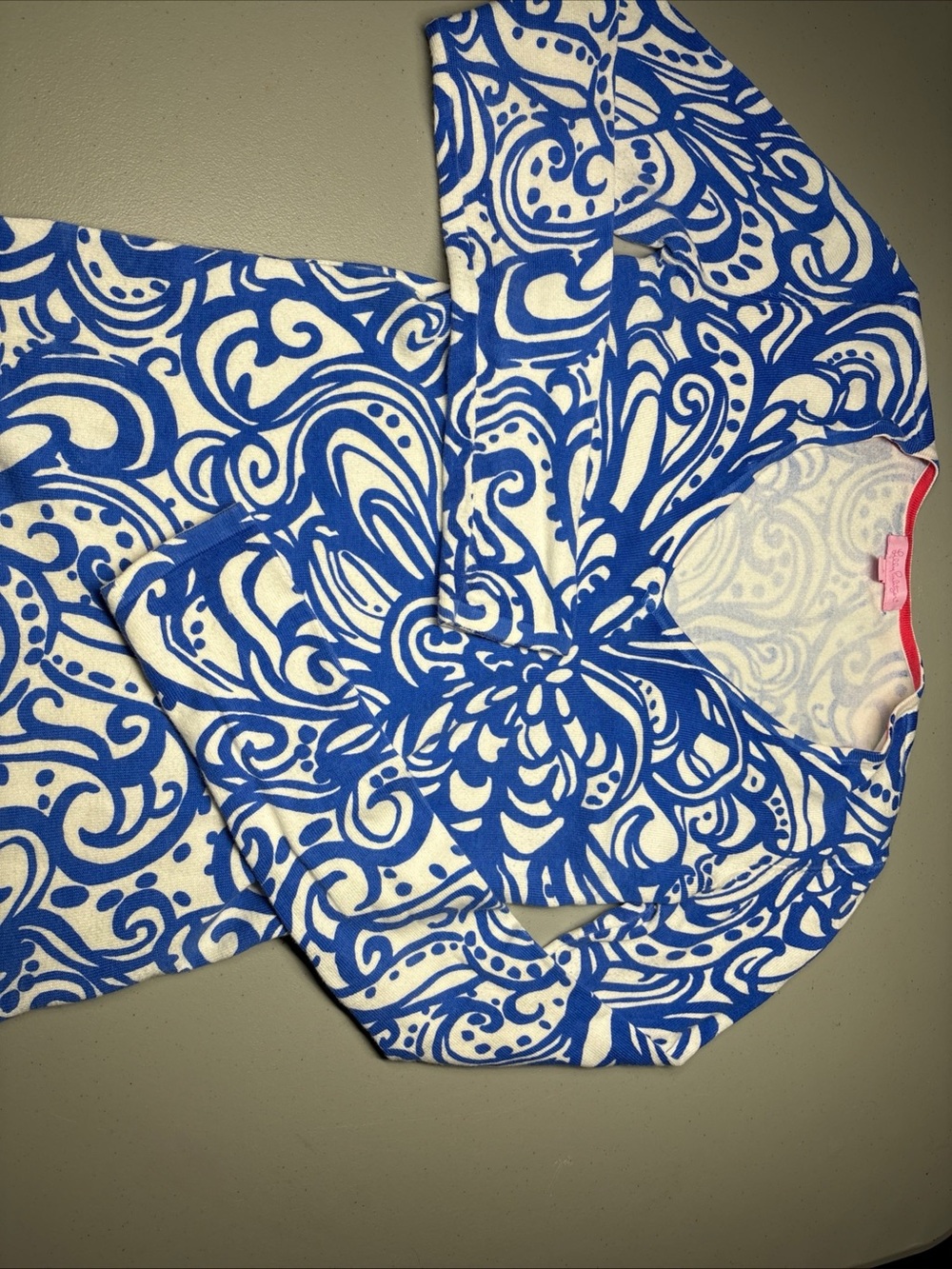 Lilly Pulitzer Adelaide V-Neck Knit Sweater Size Small Chic vibrant floral print